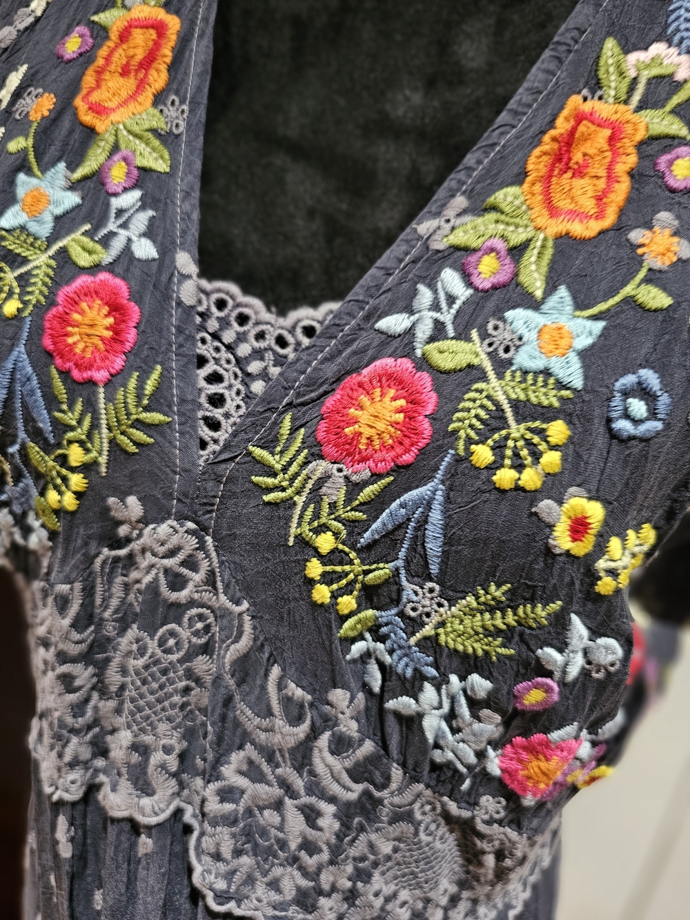 Johnny Was 'SABINE' Maxi Dress with Multi-Color Floral Embroidery, NWT - Picture 2 of 9